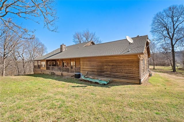 14955 Greasy Valley, Prairie Grove, AR 72753