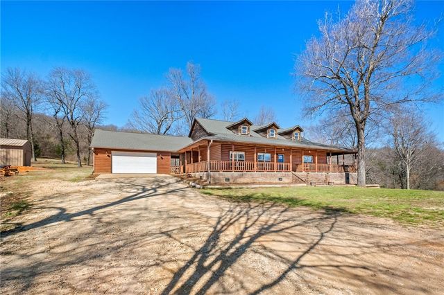 14955 Greasy Valley, Prairie Grove, AR 72753