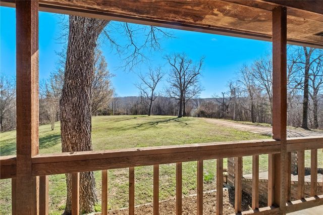 14955 Greasy Valley, Prairie Grove, AR 72753