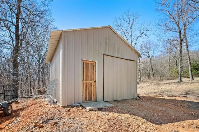 14955 Greasy Valley, Prairie Grove, AR 72753