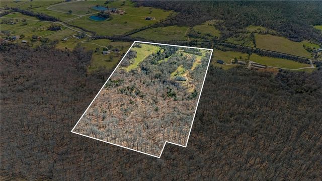 14955 Greasy Valley, Prairie Grove, AR 72753