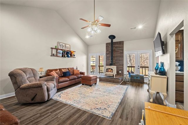 14955 Greasy Valley, Prairie Grove, AR 72753