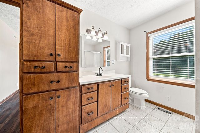 1261 Davis Road, Lincolnton, NC 28092