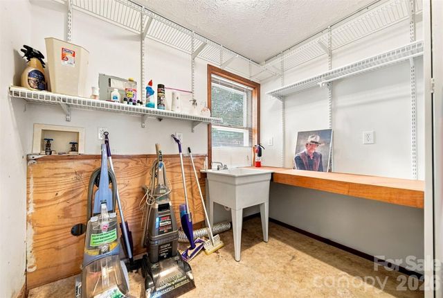 1261 Davis Road, Lincolnton, NC 28092