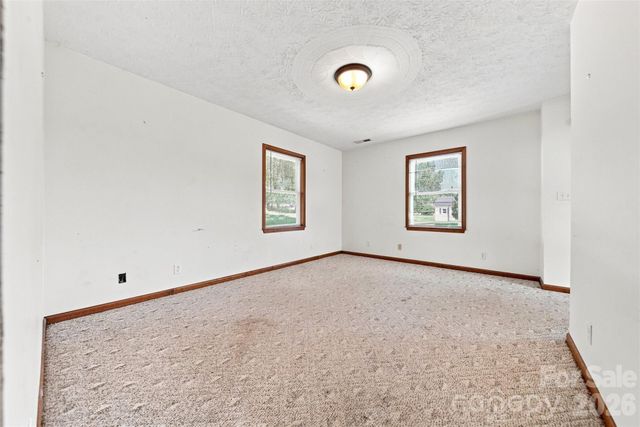 1261 Davis Road, Lincolnton, NC 28092