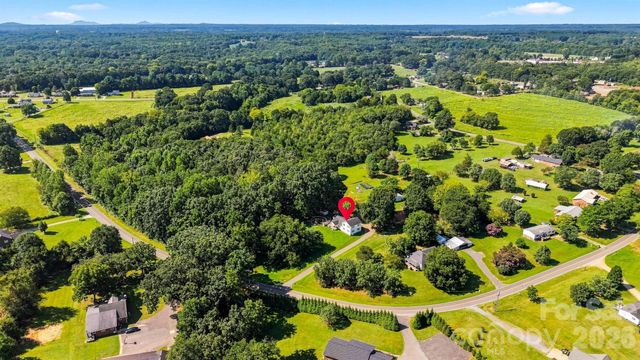 1261 Davis Road, Lincolnton, NC 28092