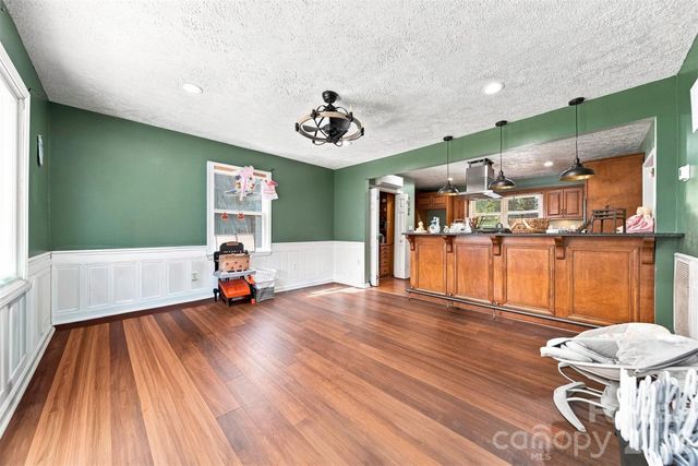 1261 Davis Road, Lincolnton, NC 28092