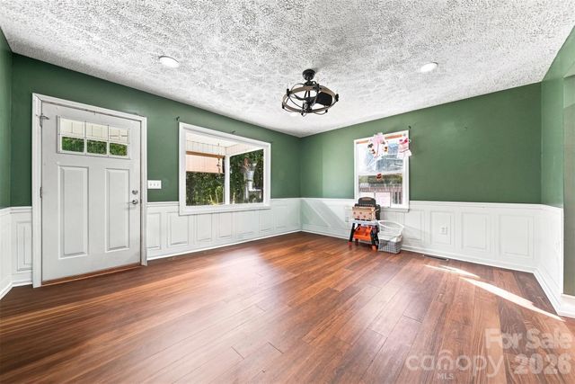 1261 Davis Road, Lincolnton, NC 28092