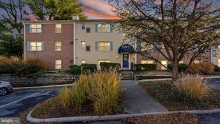 4417 FALLS BRIDGE DR #J, Baltimore, MD 21211