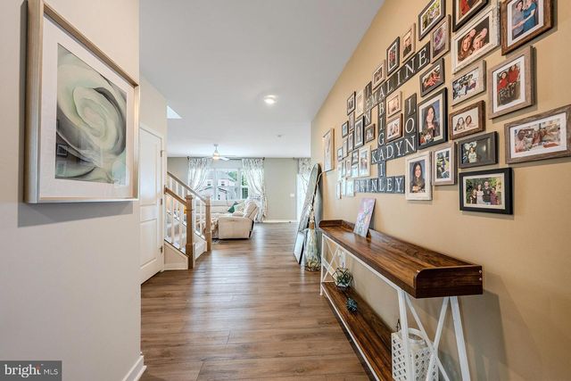 2060 ARMSTRONG TER, Jeffersonton, VA 22724