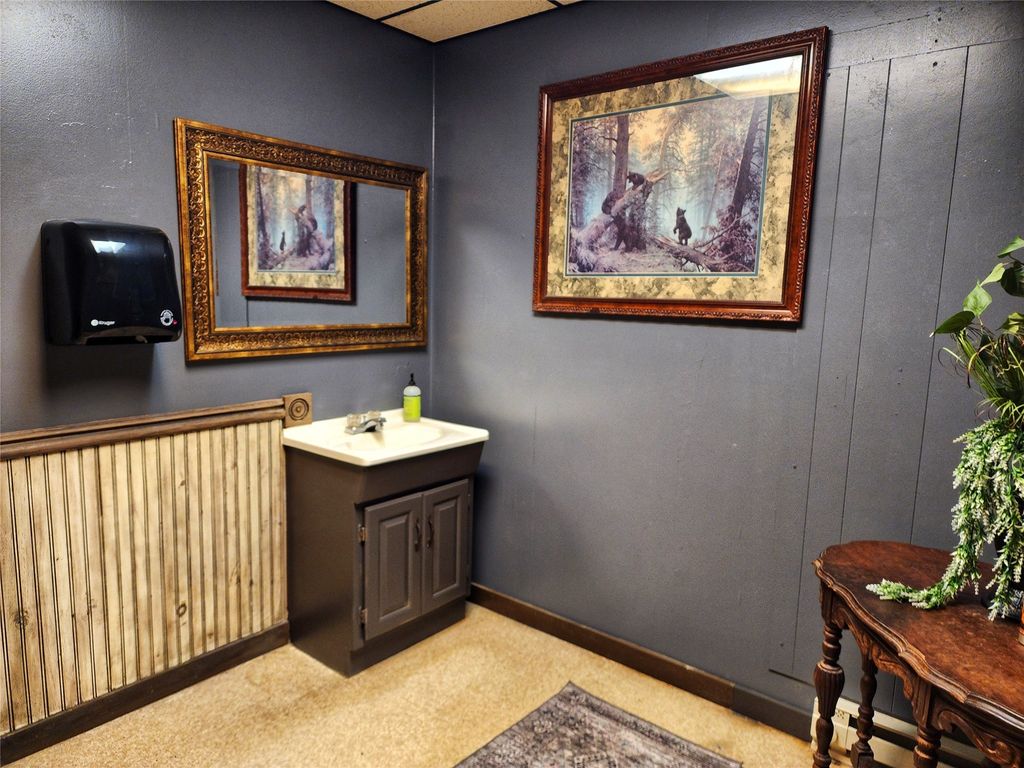 376 US Highway 93 N, Eureka, MT 59917 photo 17