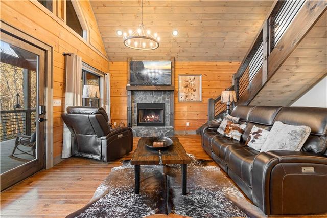 447 Pig Trail, Cherry Log, GA 30522