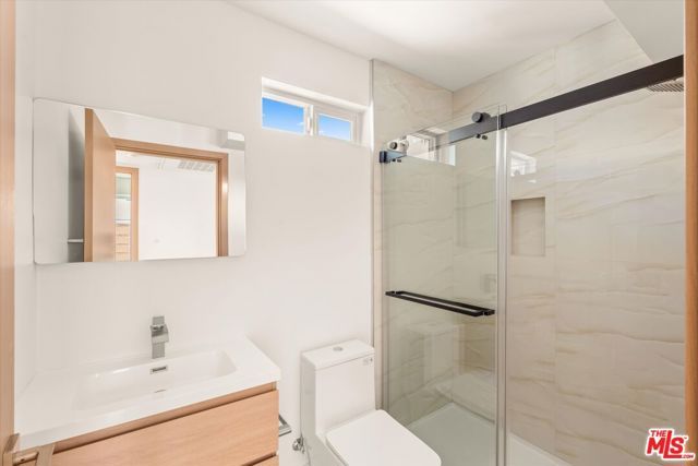 5912 Mammoth Avenue, Sherman Oaks, CA 91401