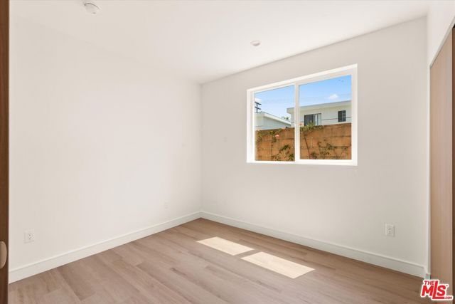 5912 Mammoth Avenue, Sherman Oaks, CA 91401