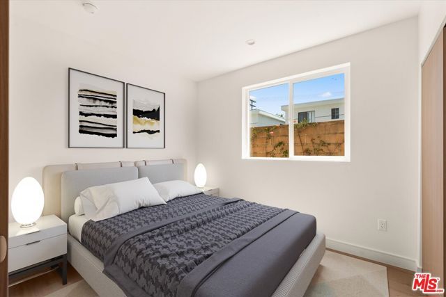 5912 Mammoth Avenue, Sherman Oaks, CA 91401