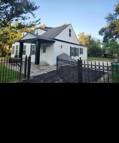 8118 Ogden Street, Houston, TX 77017