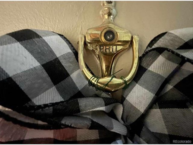 1300 S Parker Rd 11, Denver, CO 80231