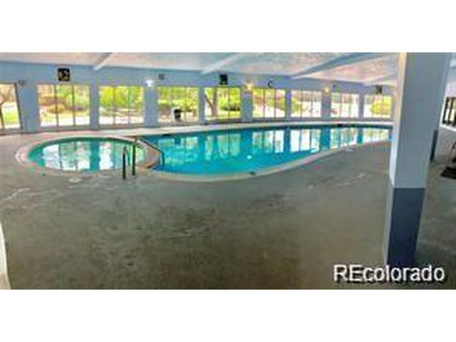 1300 S Parker Rd 11, Denver, CO 80231