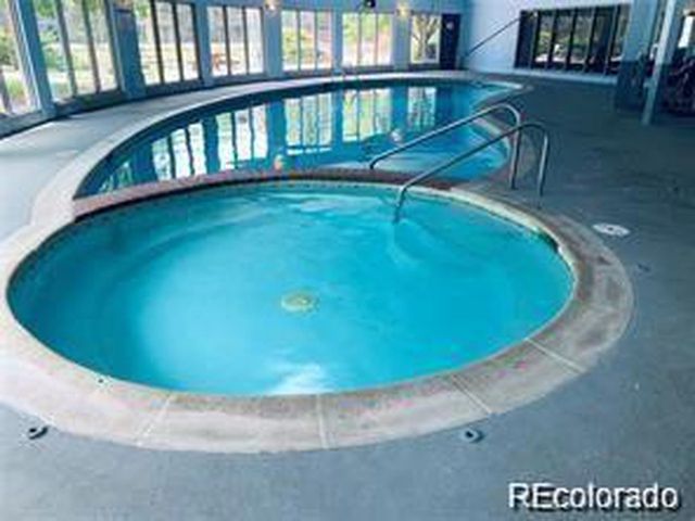 1300 S Parker Rd 11, Denver, CO 80231