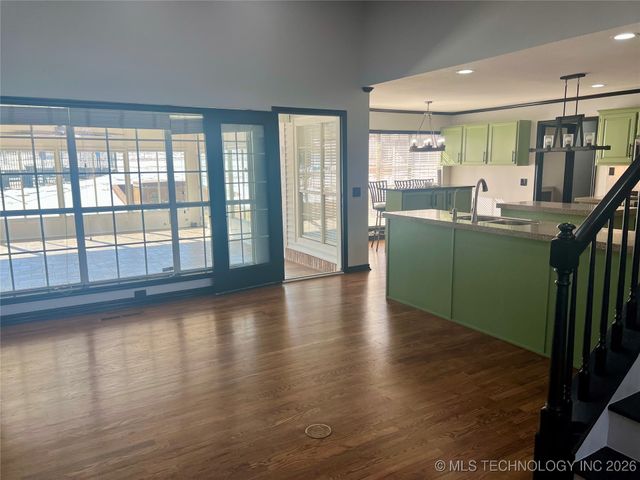 19950 W Hwy 33 Road, Sapulpa, OK 74066