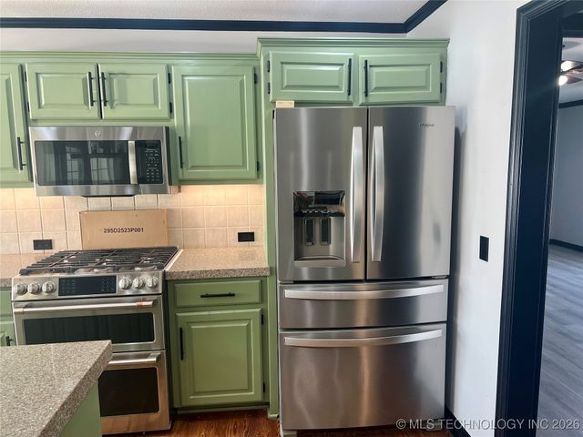 19950 W Hwy 33 Road, Sapulpa, OK 74066