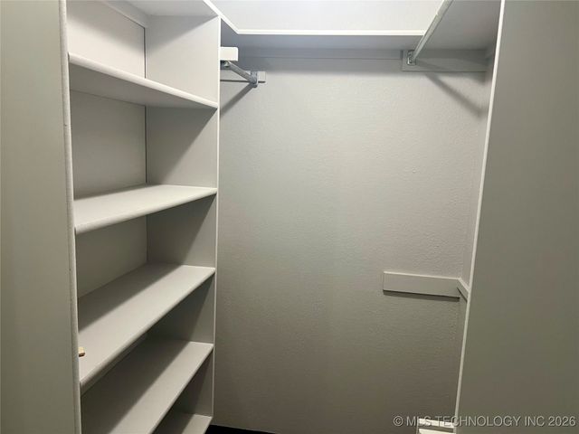 19950 W Hwy 33 Road, Sapulpa, OK 74066