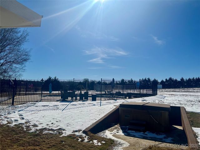 19950 W Hwy 33 Road, Sapulpa, OK 74066