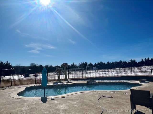 19950 W Hwy 33 Road, Sapulpa, OK 74066