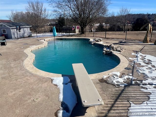 19950 W Hwy 33 Road, Sapulpa, OK 74066