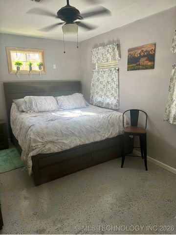 19950 W Hwy 33 Road, Sapulpa, OK 74066