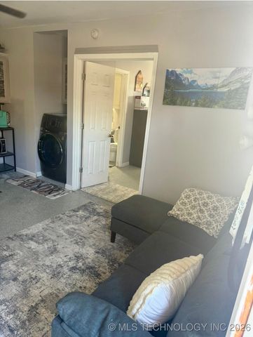 19950 W Hwy 33 Road, Sapulpa, OK 74066