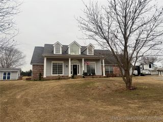 19950 W Hwy 33 Road, Sapulpa, OK 74066