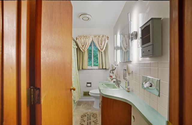 70 Riverside Drive, Galloway, OH 43119