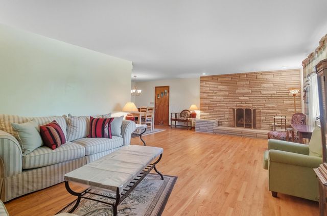 70 Riverside Drive, Galloway, OH 43119