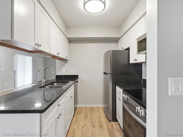 16490 Clarkson Drive 55, Fraser, MI 48026