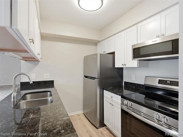 16490 Clarkson Drive 55, Fraser, MI 48026