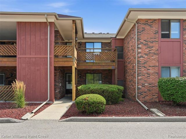 16490 Clarkson Drive 55, Fraser, MI 48026