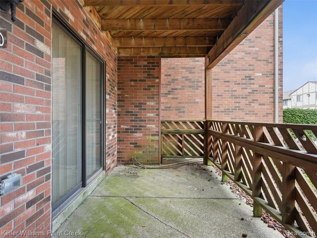 16490 Clarkson Drive 55, Fraser, MI 48026
