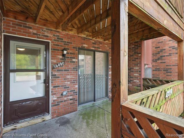16490 Clarkson Drive 55, Fraser, MI 48026