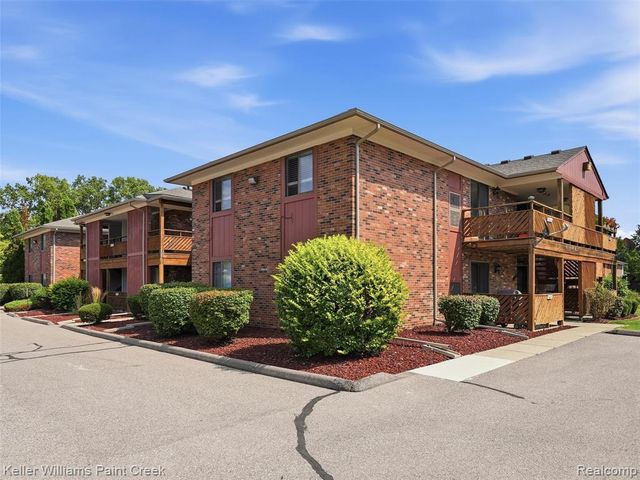 16490 Clarkson Drive 55, Fraser, MI 48026