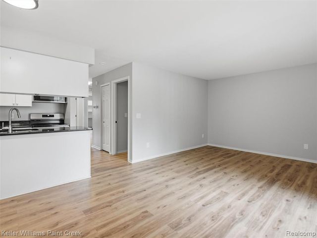 16490 Clarkson Drive 55, Fraser, MI 48026