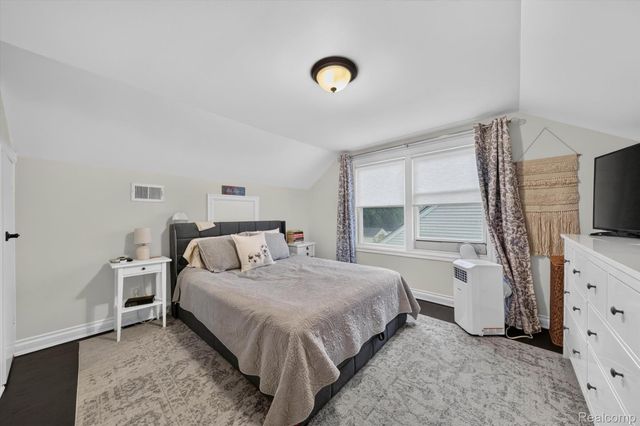 3188 Ellwood Avenue, Berkley, MI 48072