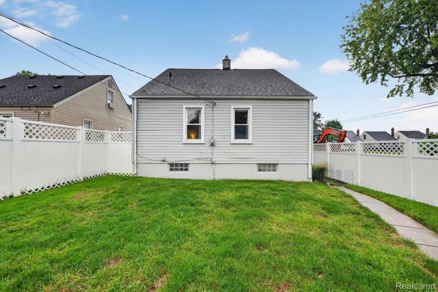 3188 Ellwood Avenue, Berkley, MI 48072