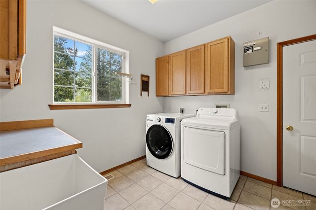 7037 Yukon Way, Ferndale, WA 98248