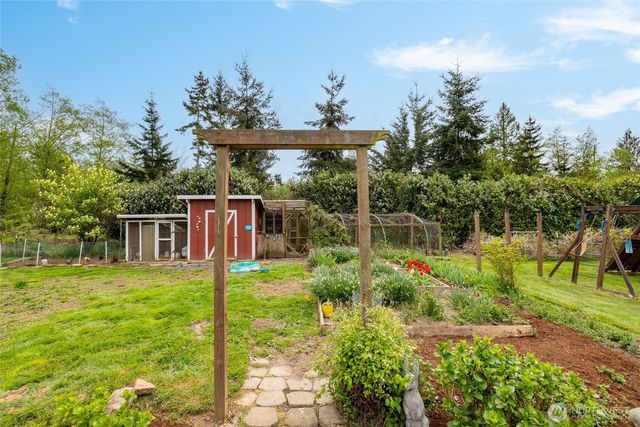 7037 Yukon Way, Ferndale, WA 98248