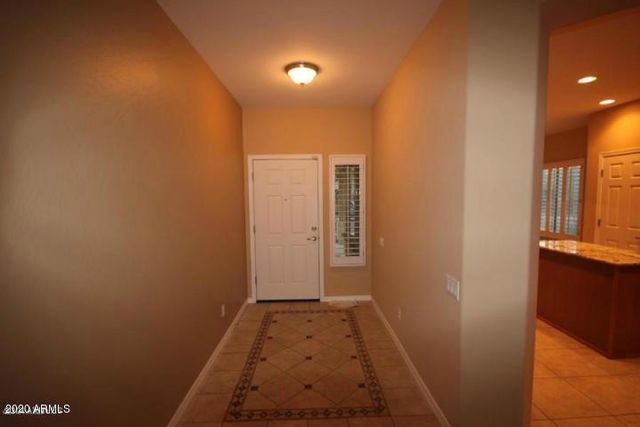 5118 W Molly Lane, Phoenix, AZ 85083