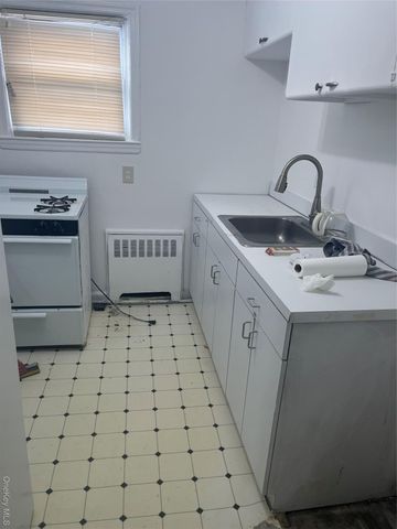 316 North Corona Avenue, Valley Stream, NY 11580