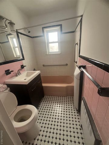 316 North Corona Avenue, Valley Stream, NY 11580