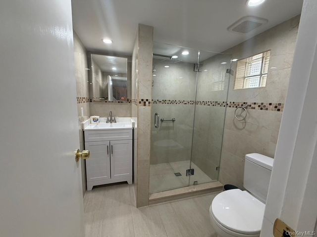 1762 E 37th Street, Brooklyn, NY 11234