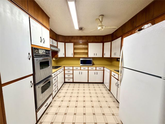 1303 Hanna Valley Road, Goldthwaite, TX 76844